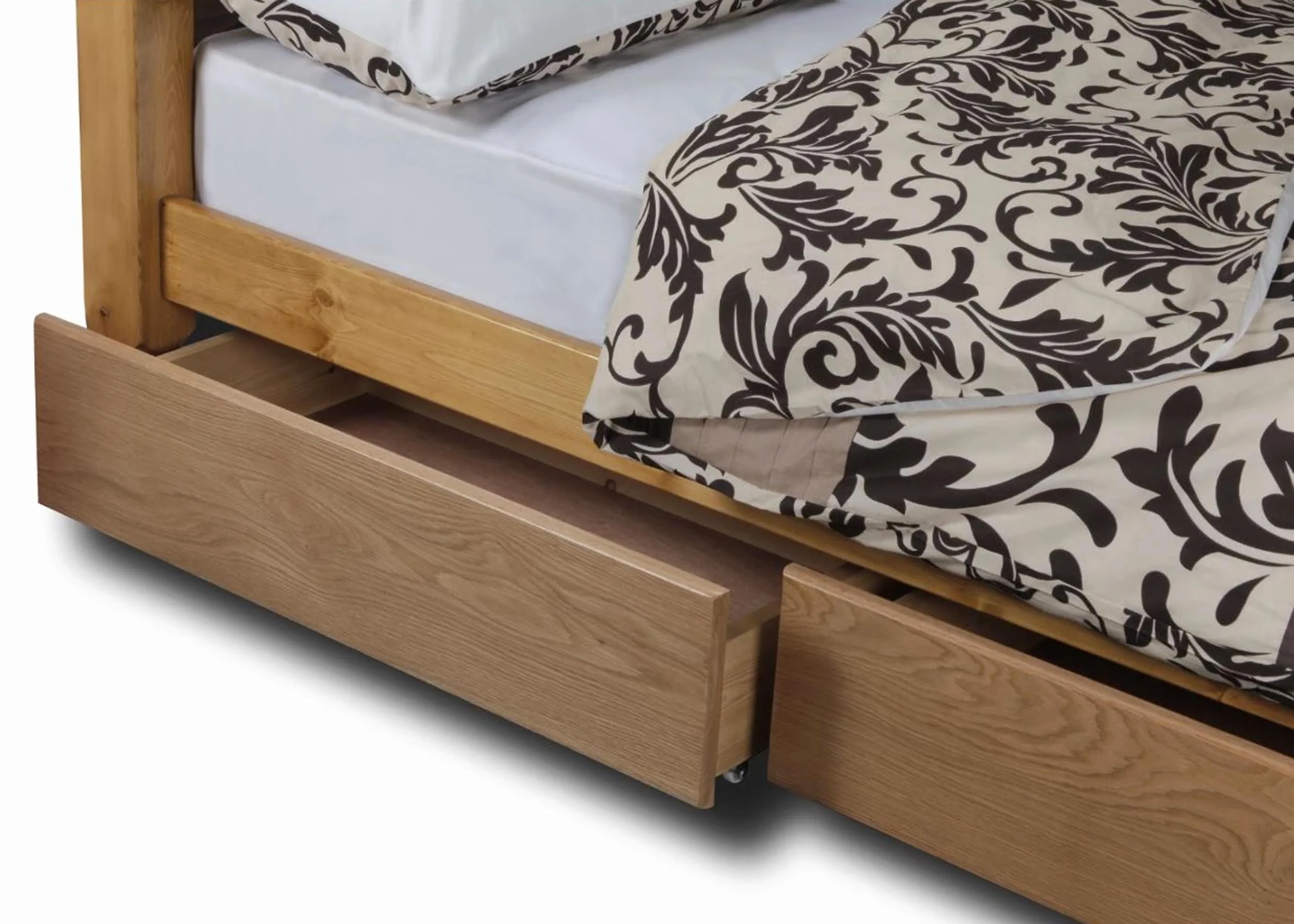 Warsaw Pine Bed - Image 7